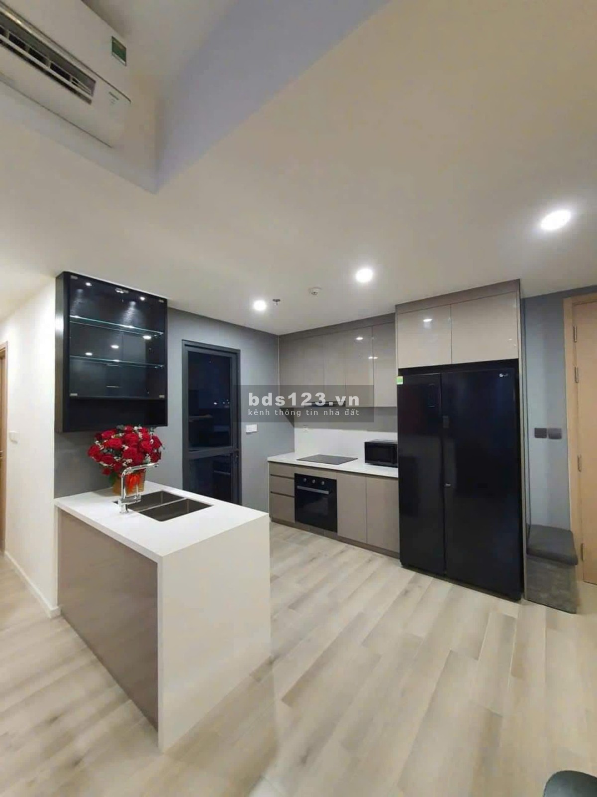 Cần cho thuê gấp căn hộ Masteri Centre Point full nội thất 2PN giá rẻ