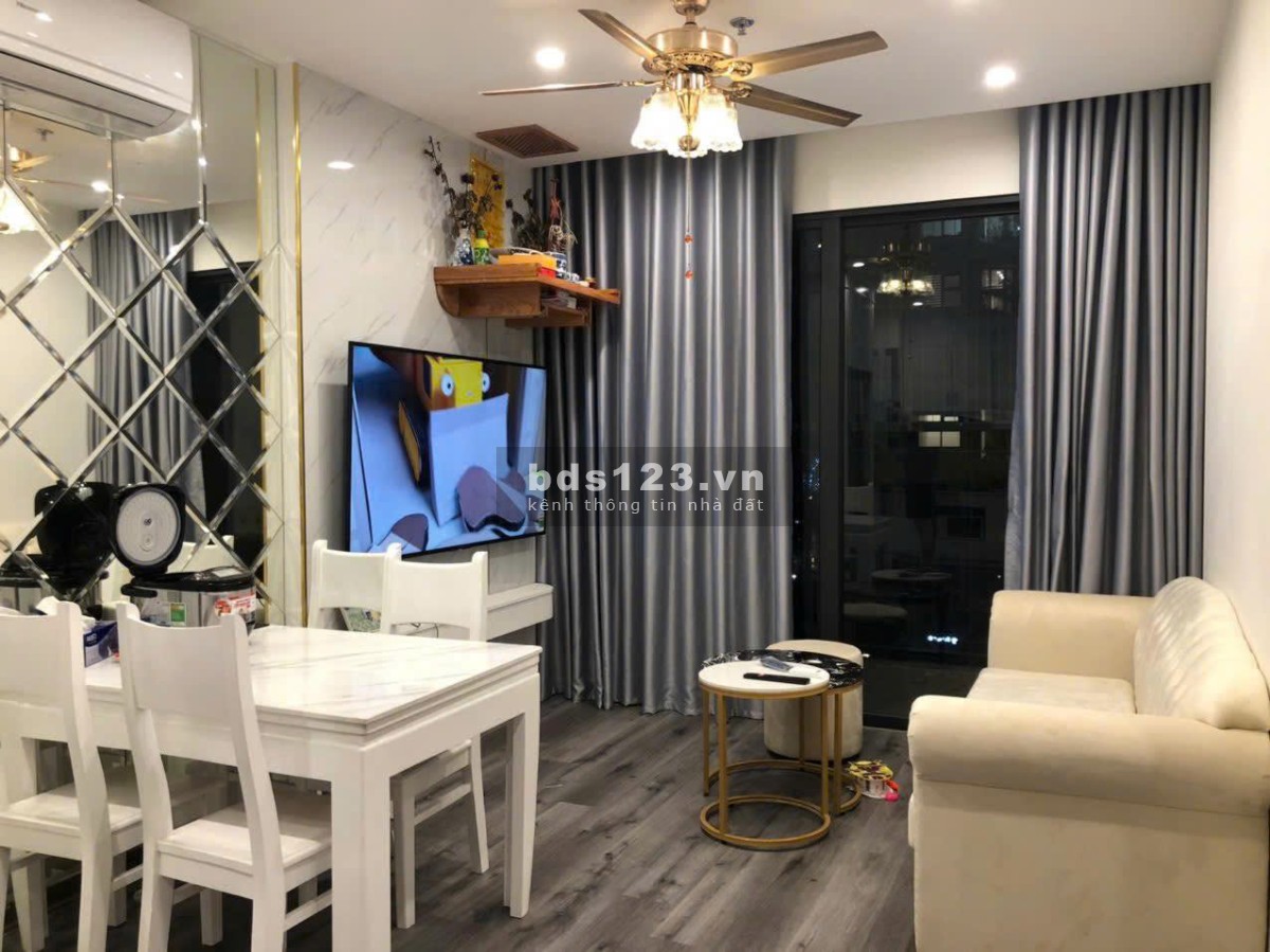 Bán nhanh căn 2 ngủ, full nội thất, 3,6 tỷ, Vin Smatt City, 0888516777