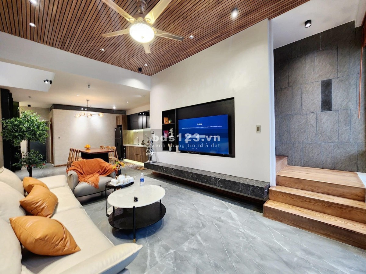 Bán nhà phường 5 Tân Bình, HXH Phạm Văn hai (6*18) - 80 triệu/m2