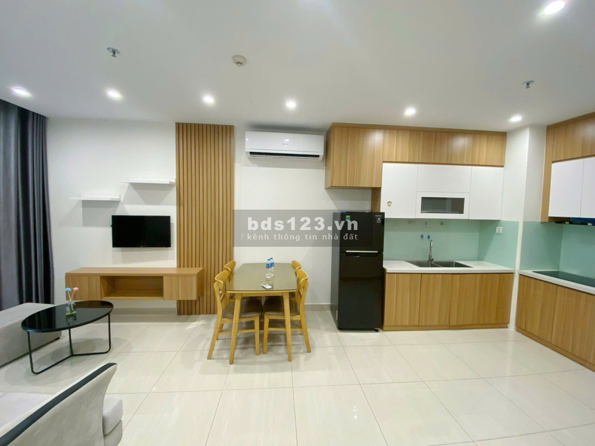 Bán nhanh căn 2 ngủ, 3.4 tỷ, Vin Smatt City, 0888516777