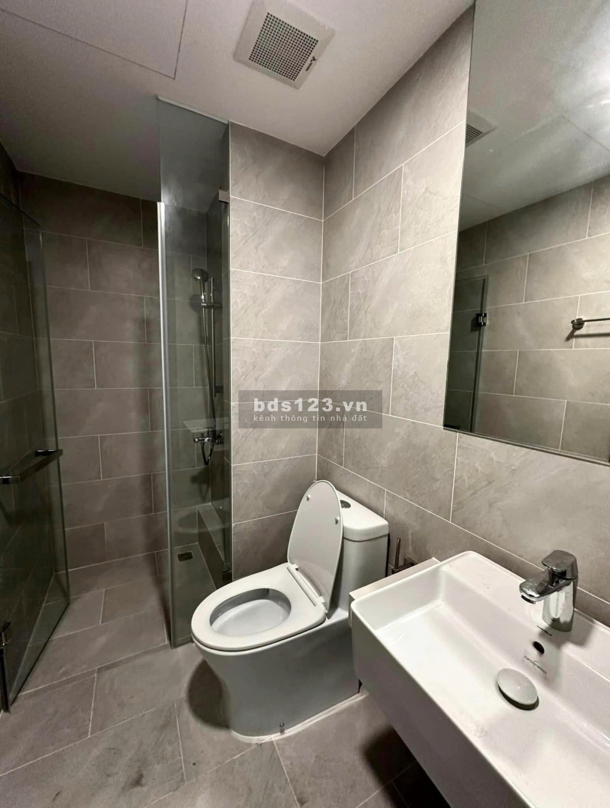 Chung cư Mỹ Vinh, Nguyễn Thị Minh Khai, Q3: 81m2, 2p ngủ, 16tr