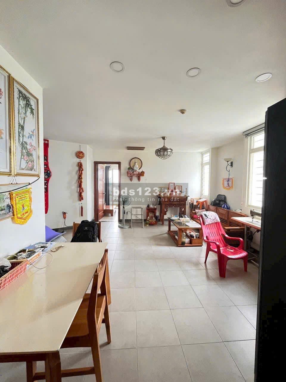 Chung cư Screc Tower Trường Sa, Quận 3: 93m2, 3p ngủ, 2wc 16tr/th