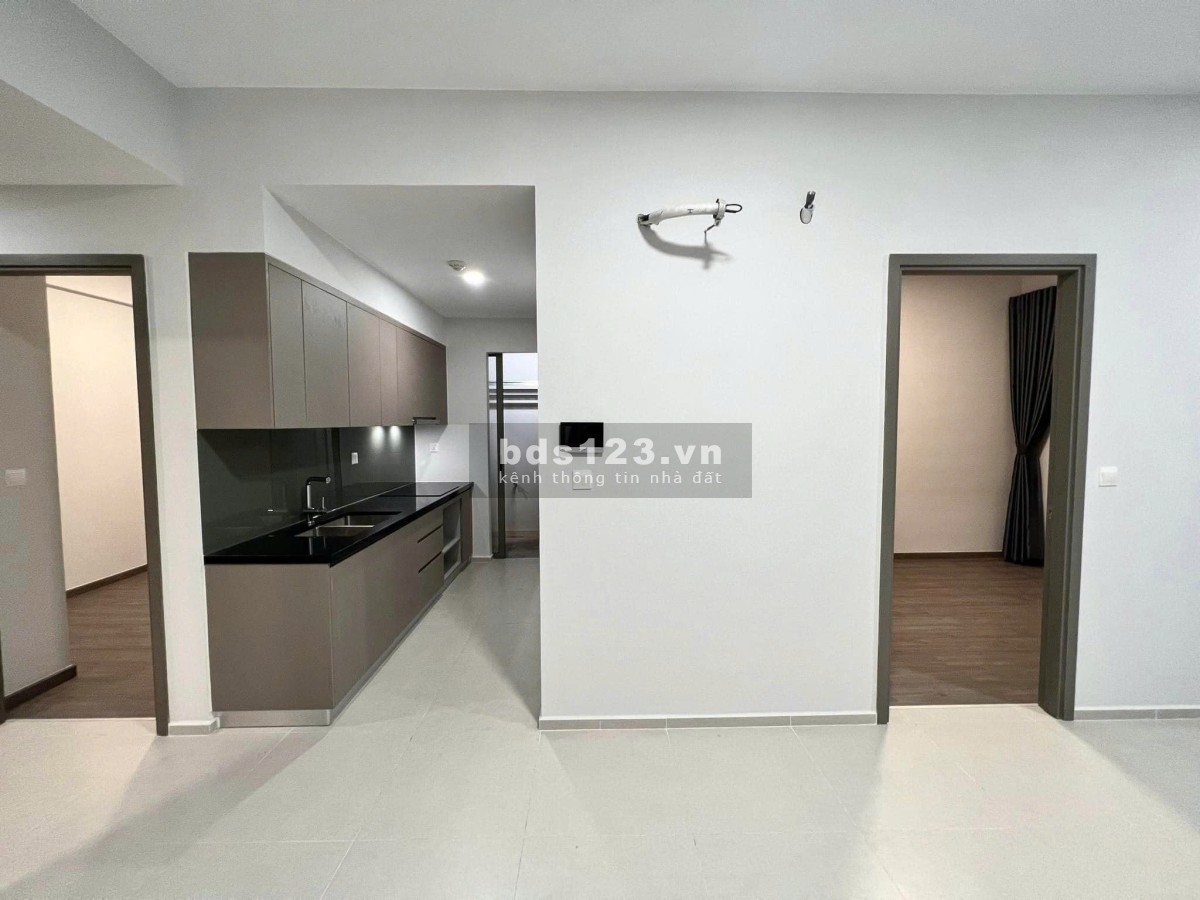 Chung cư Mỹ Vinh, Nguyễn thị MInh Khai, Q3: 81m2, 2p ngủ, 2 wc,16tr