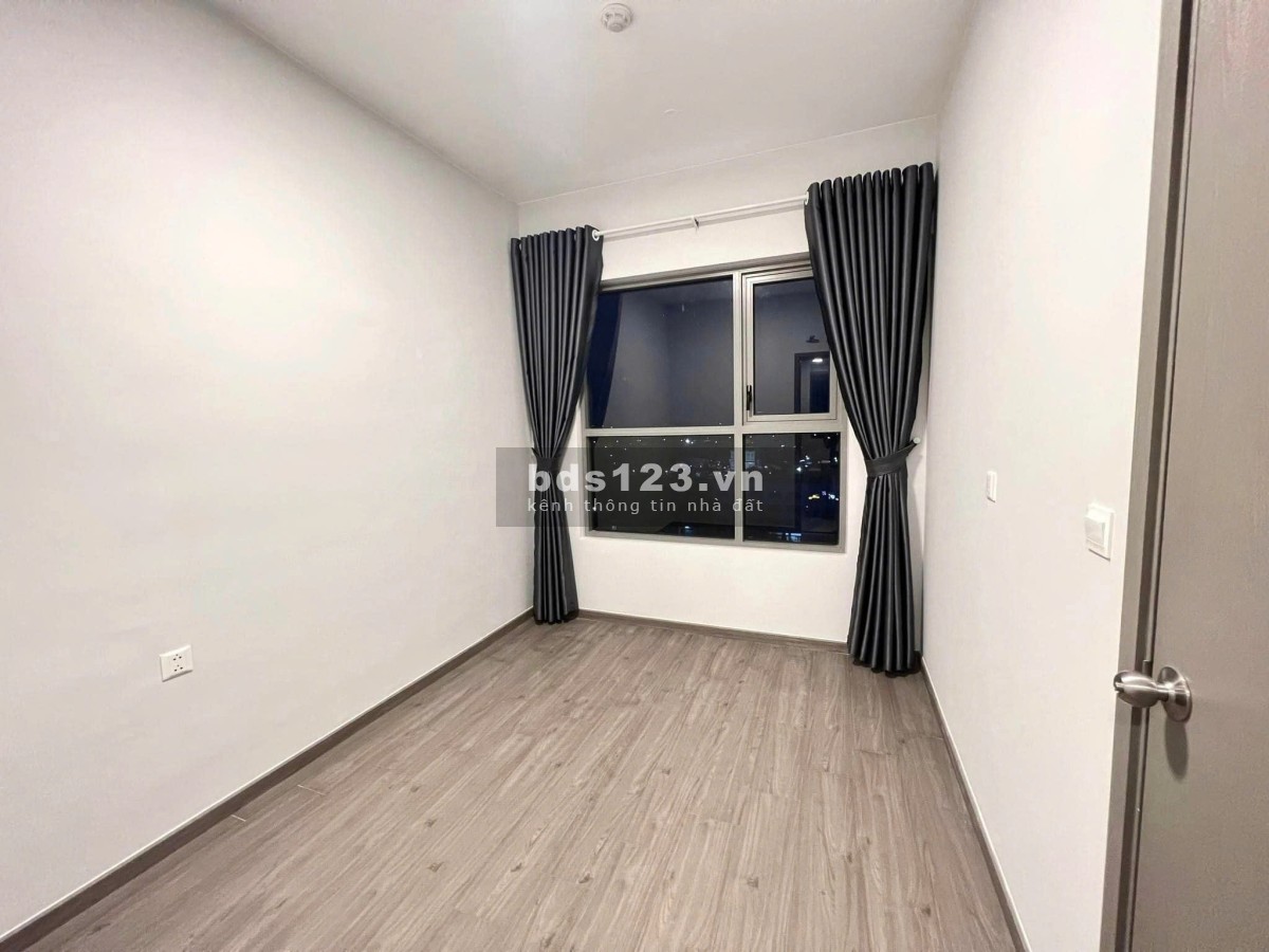 Chung cư Mỹ Vinh, Nguyễn thị MInh Khai, Q3: 81m2, 2p ngủ, 2 wc,16tr