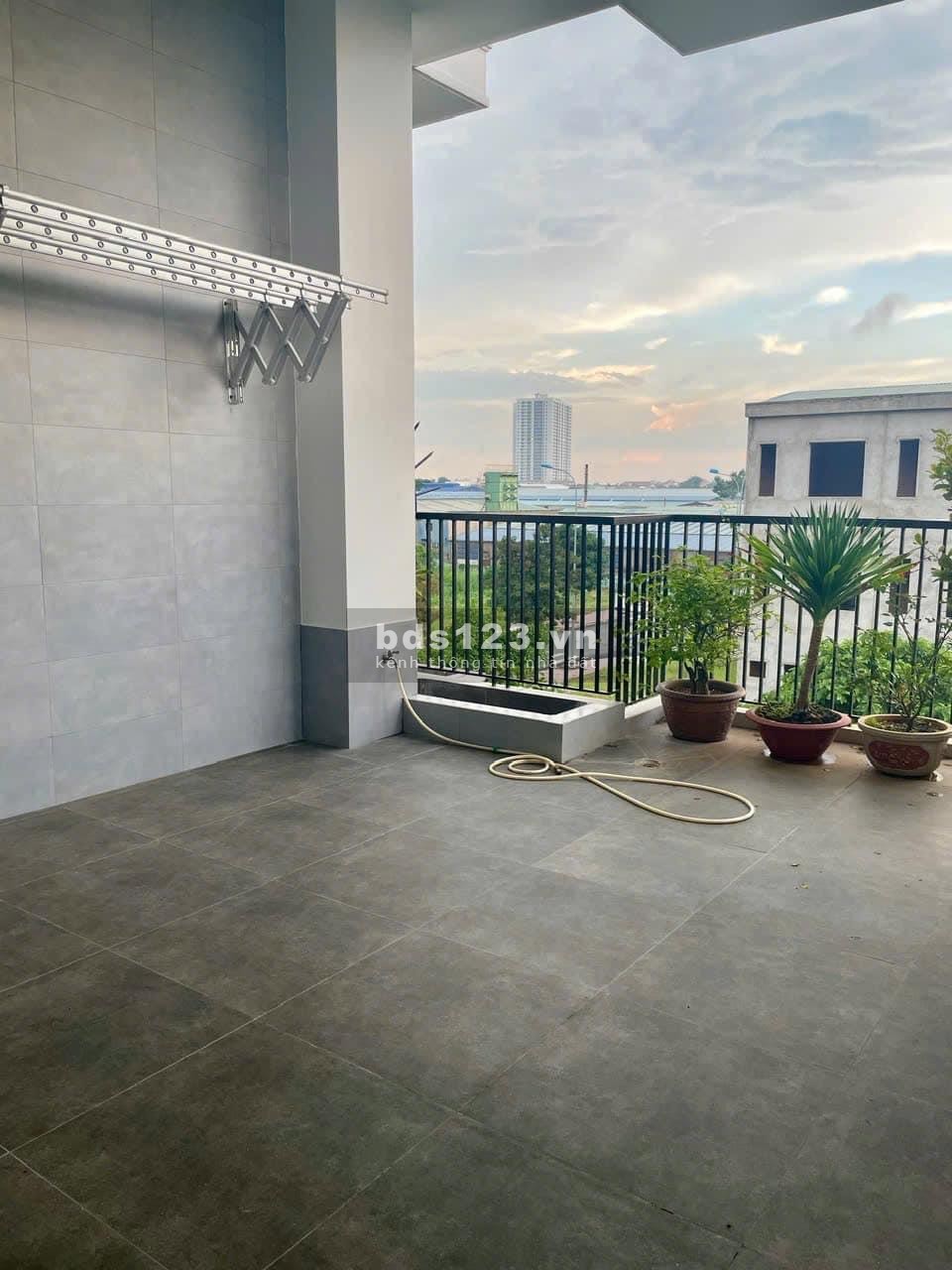 Bán nhà mặt phố giá tốt chỉ 2,6 tỷ gần Aeon Mall BD, Thuận An Bình Dương. 3 tầng, 67,5m2 (TL)