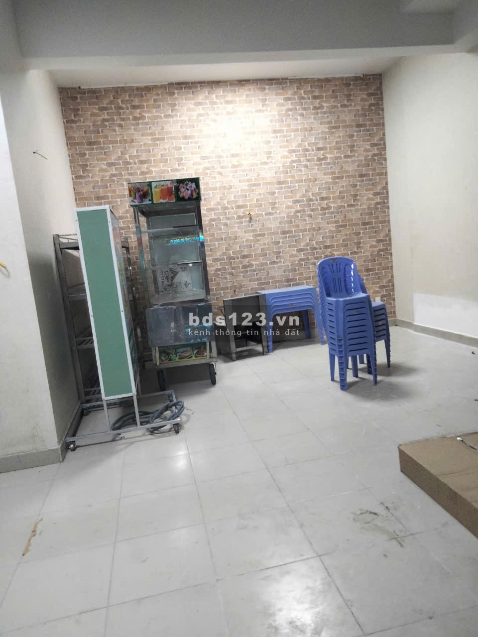 Bán shophouse Bình Tân Ehome 3 - 4 tỷ -96m2 - 1 trệt 1 lầu dòng tiền 12 triệu /tháng, sổ hồng riêng