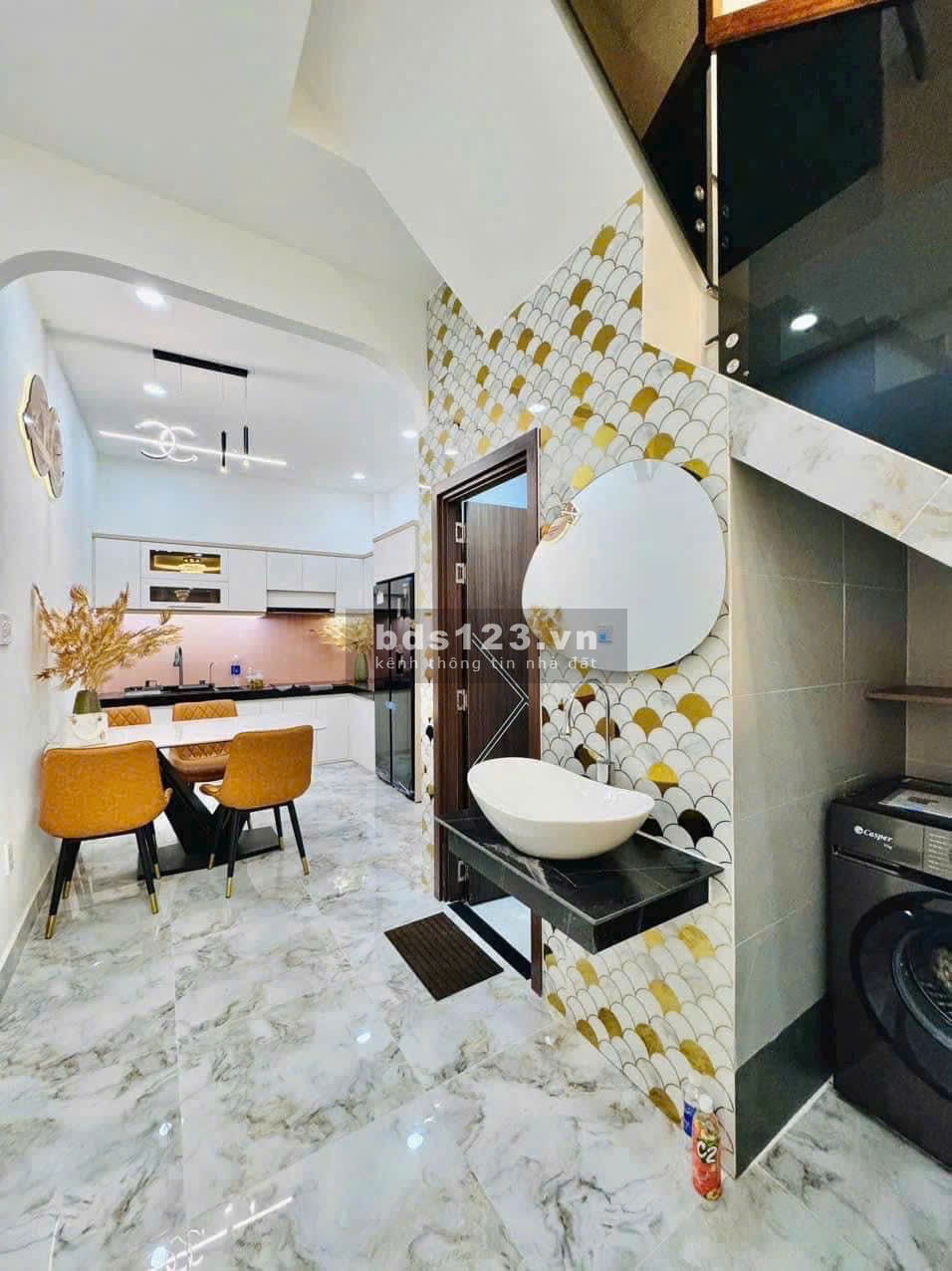 Bán gấp nhà ngay trung tâm Thuận An Bình Dương, 67,5m2, giá 2,9 tỷ