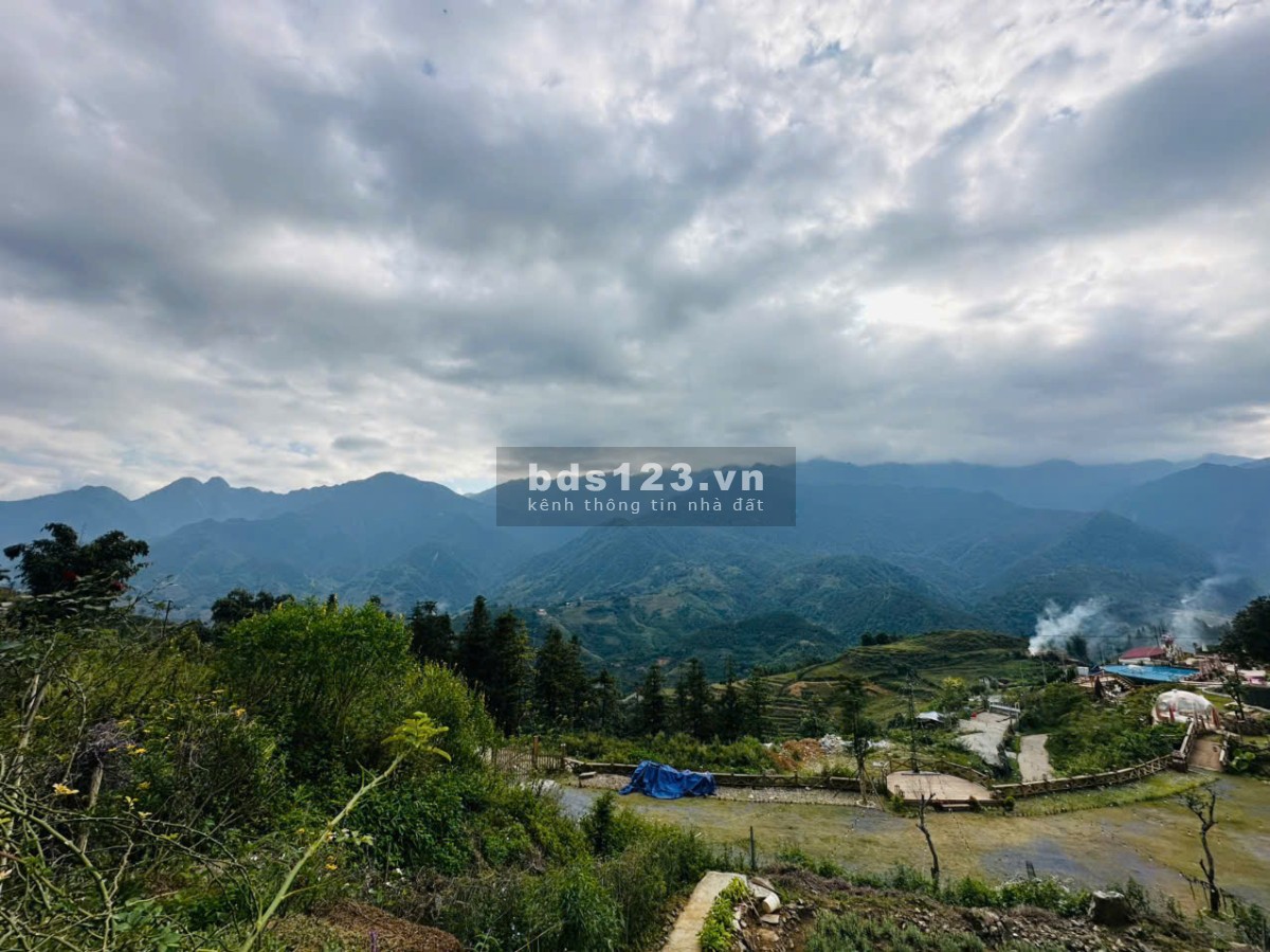 343m2 đất kinh doanh bốn mùa tại đường Violet, Sapa, Lào Cai