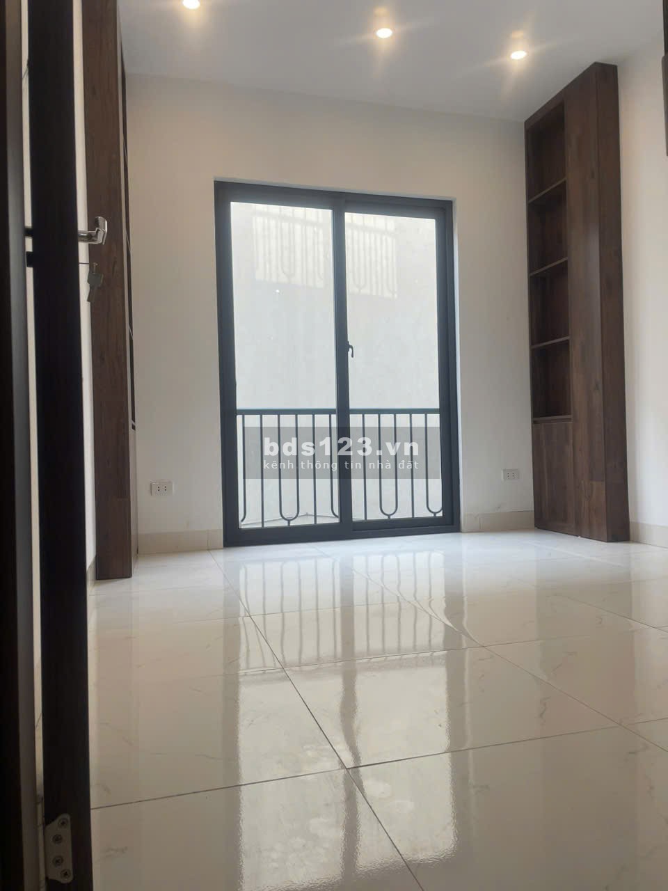 Bán nhà 3 tầng ở thị trấn Chúc Sơn, Chương Mỹ, Hà Nội. Giá 2,x tỷ