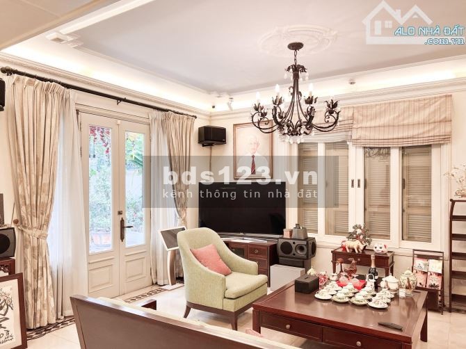 LÔ GÓC 3 THOÁNG 2 MẶT TIỀN TRƯỚC SAU 15 TỶ 55m 5 TẦNG KINH DOANH PHẠM VĂN ĐỒNG CẦU GIẤY