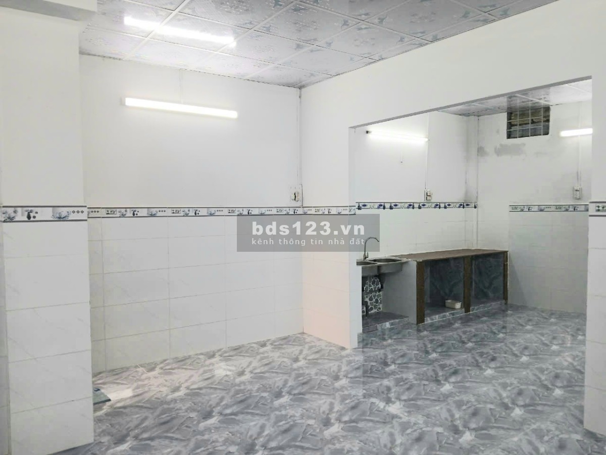 Cho thuê Nhà Mặt Tiền nguyên căn 114m2