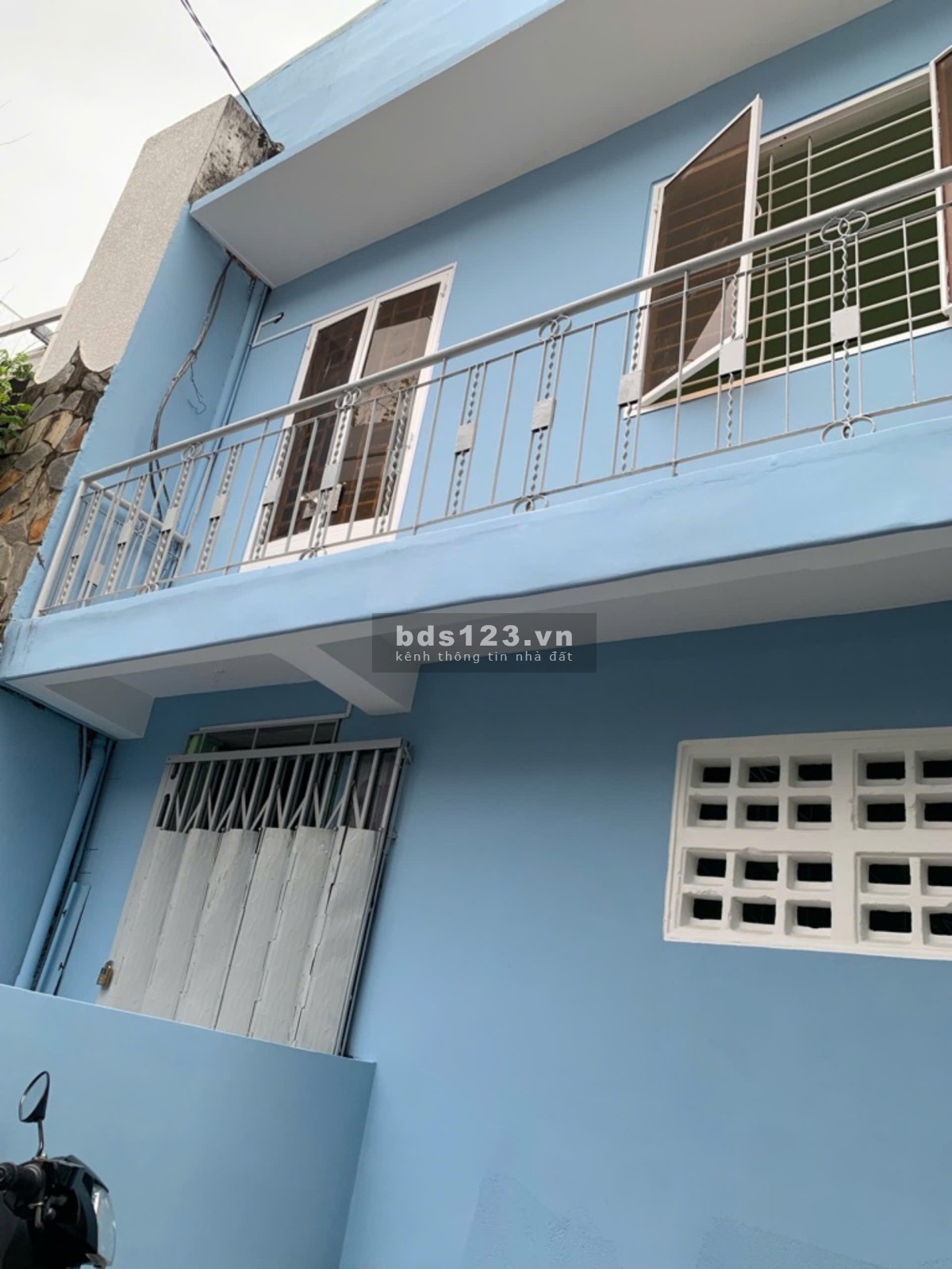 Chủ mua nhà Q1 nên cần bán nhà góc 2 mặt tiền, hẻm 4m Hưng Phú 31m2, giá chỉ 5.X tỷ