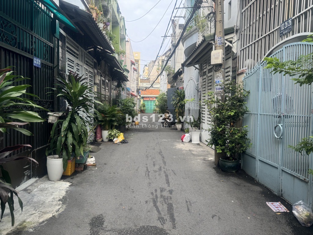 Nguyễn Văn Khối Phường 8 Gò Vấp - Nhà 2 tầng BTCT - 49m2 - 3 PN - CHỉ 4.85 tỷ - Hẻm xe hơi thông