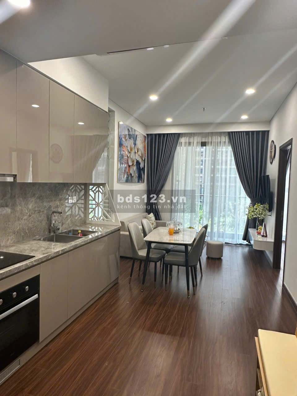 Cho thuê căn hộ 2 phòng ngủ 2 vệ sinh giá thuê 12tr/th tại khu M Vinhomes Ocean Park