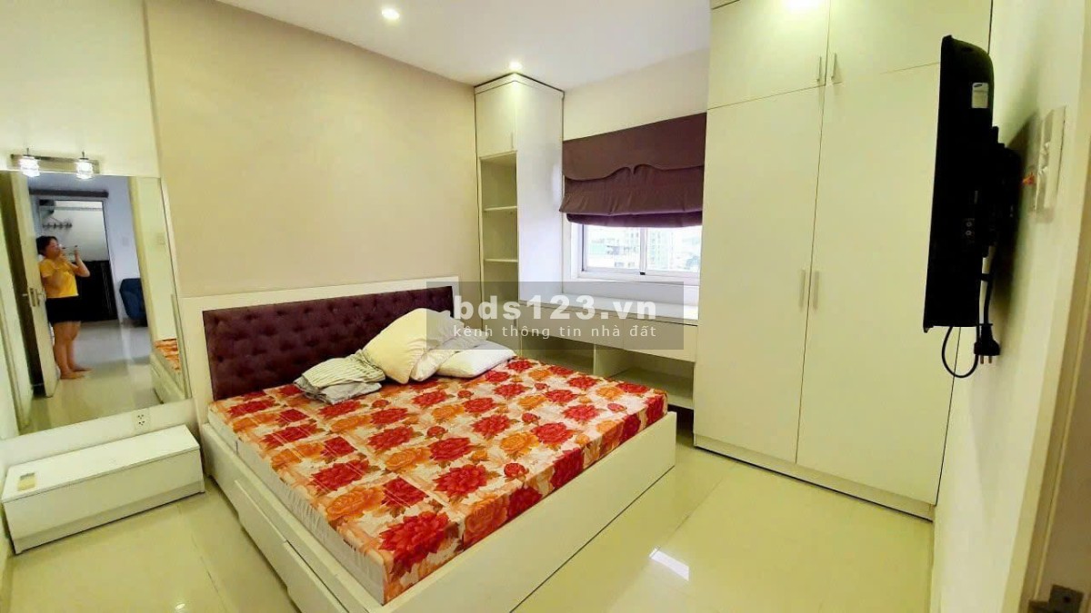 Chung cư Central Garden, Võ Văn Kiệt, Q1: 79m2, 2p ngủ, NT, 13tr