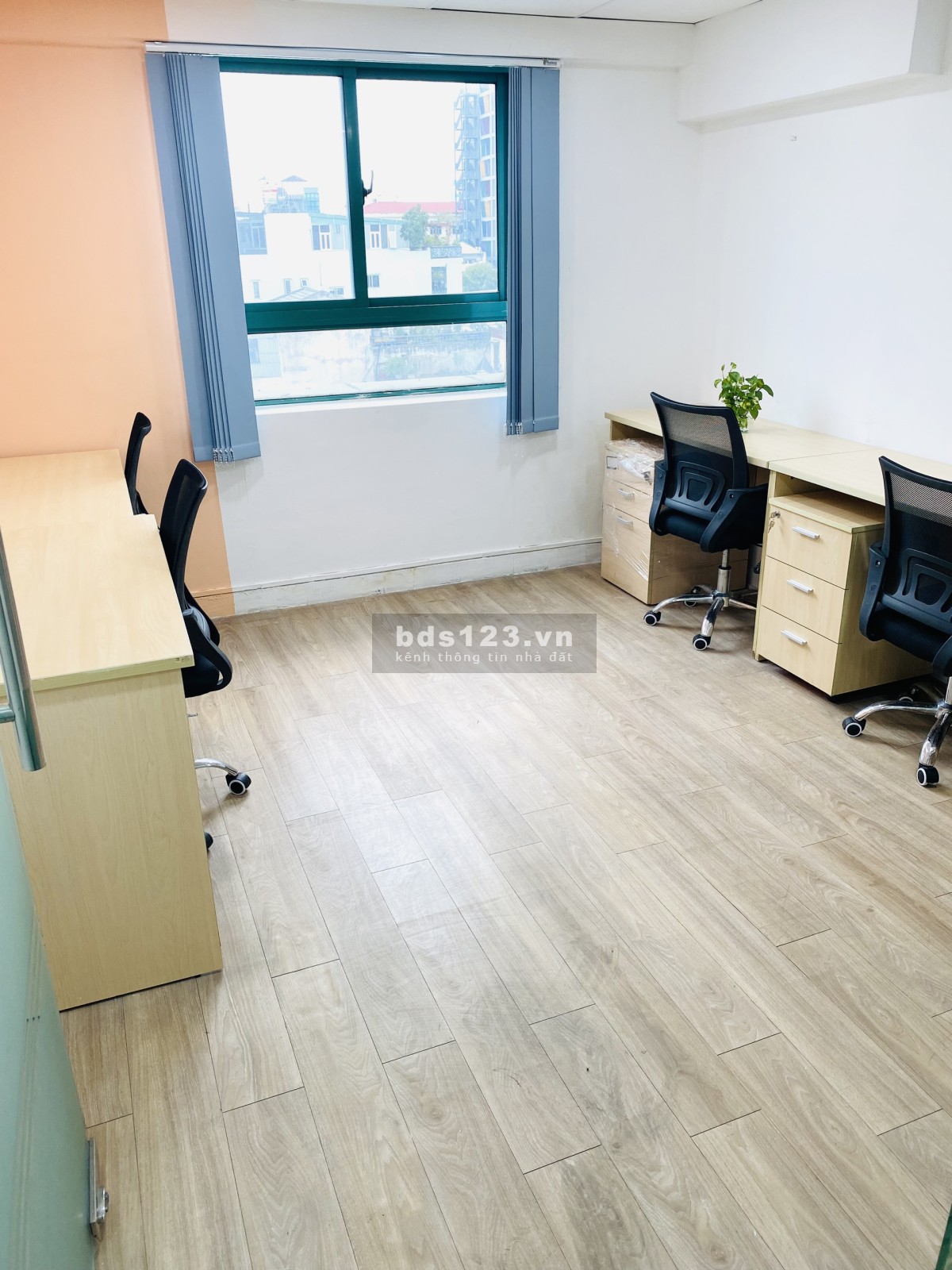 Văn phòng cho thuê từ 4 - 5 người trọn gói quận 1