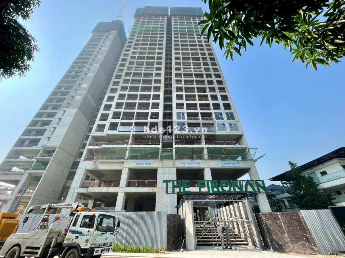 Bán căn hộ 78m2 3PN2WC The Fibonan giá chỉ 55tr/m2