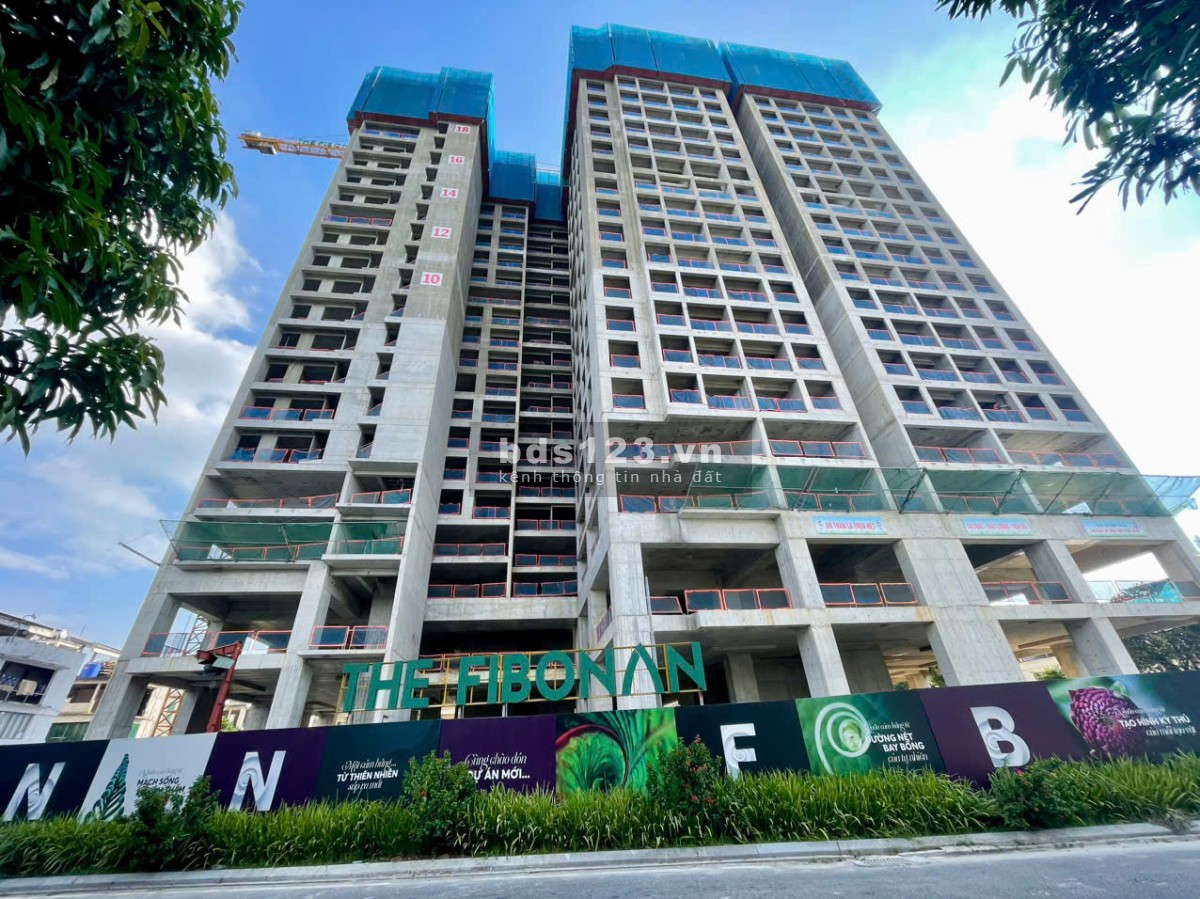 Bán căn hộ 78m2 3PN2WC The Fibonan giá chỉ 55tr/m2