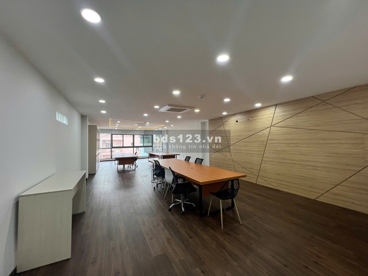 Văn phòng mới cho thuê diện tích 84m2 tại Tân Bình, Hồ Chí Minh