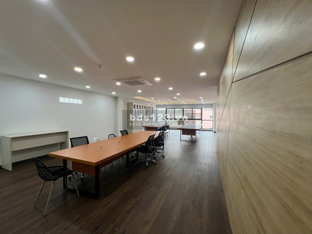 Văn phòng mới cho thuê diện tích 84m2 tại Tân Bình, Hồ Chí Minh