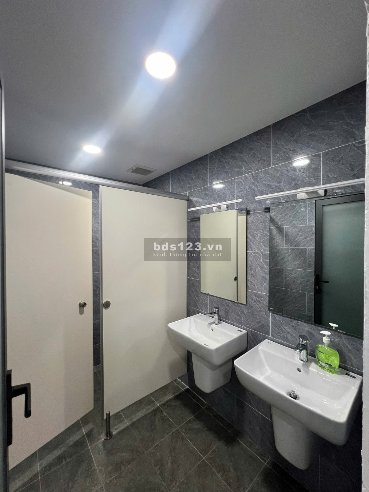 Văn phòng mới cho thuê diện tích 84m2 tại Tân Bình, Hồ Chí Minh