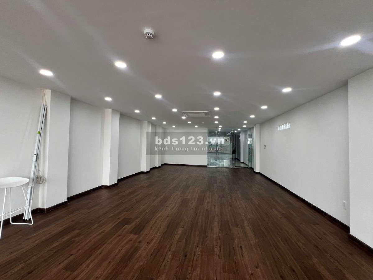 Văn phòng mới cho thuê diện tích 84m2 tại Tân Bình, Hồ Chí Minh