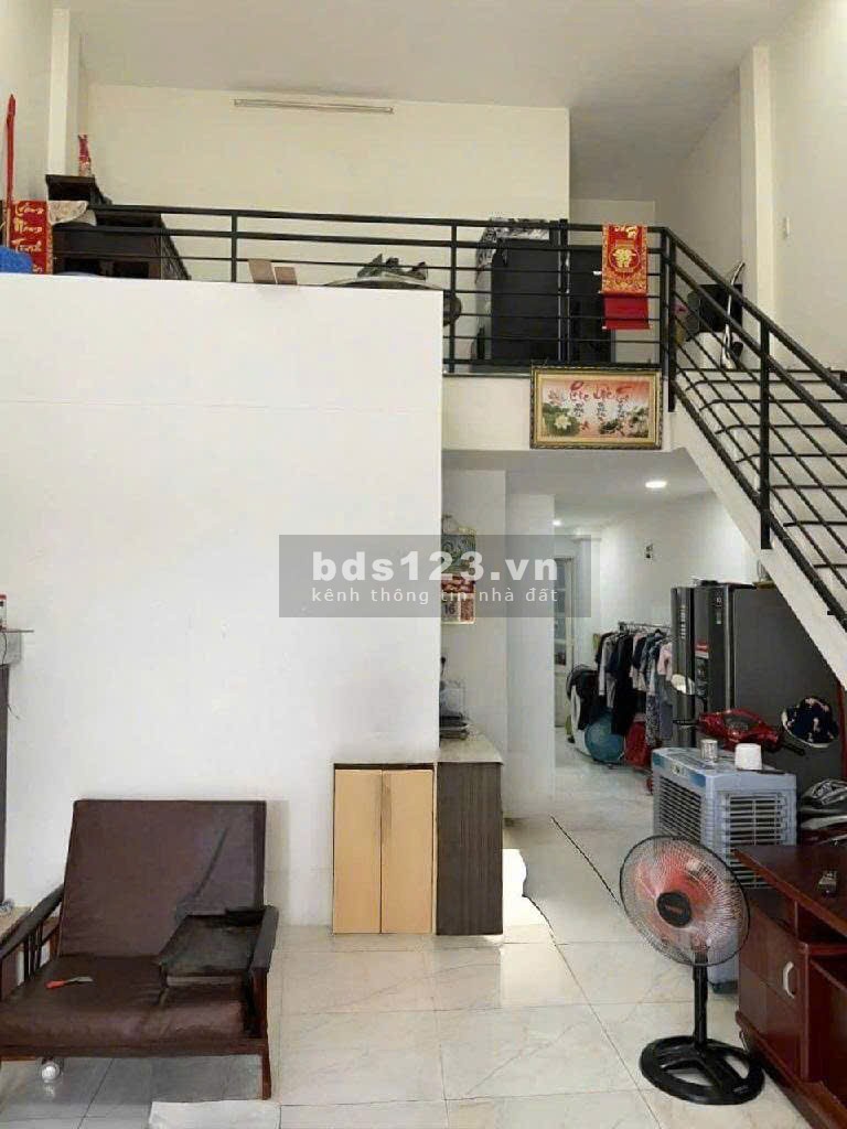 Bán nhanh nhà 2 tầng đường 102 TNPA, ngang 5.3M, giá 4 tỷ