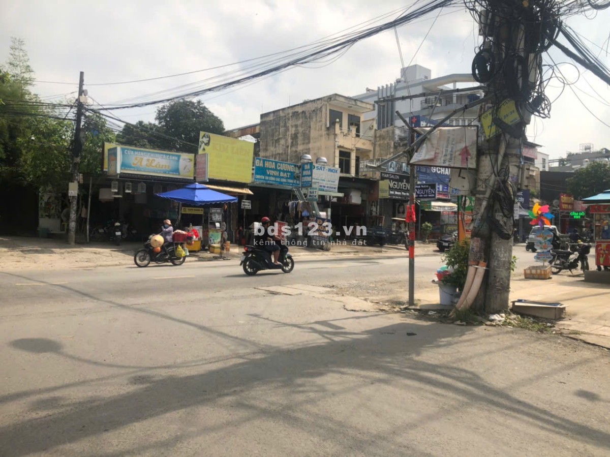 Bán nhanh nhà 2 tầng đường 102 TNPA, ngang 5.3M, giá 4 tỷ
