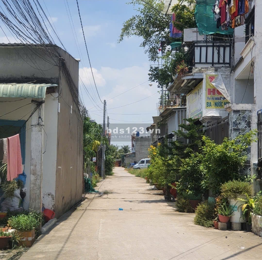 Ra nhanh lô đất 235M2 - 1TỶ5 - Mỹ Hạnh Nam - Đức Hòa - Long An
