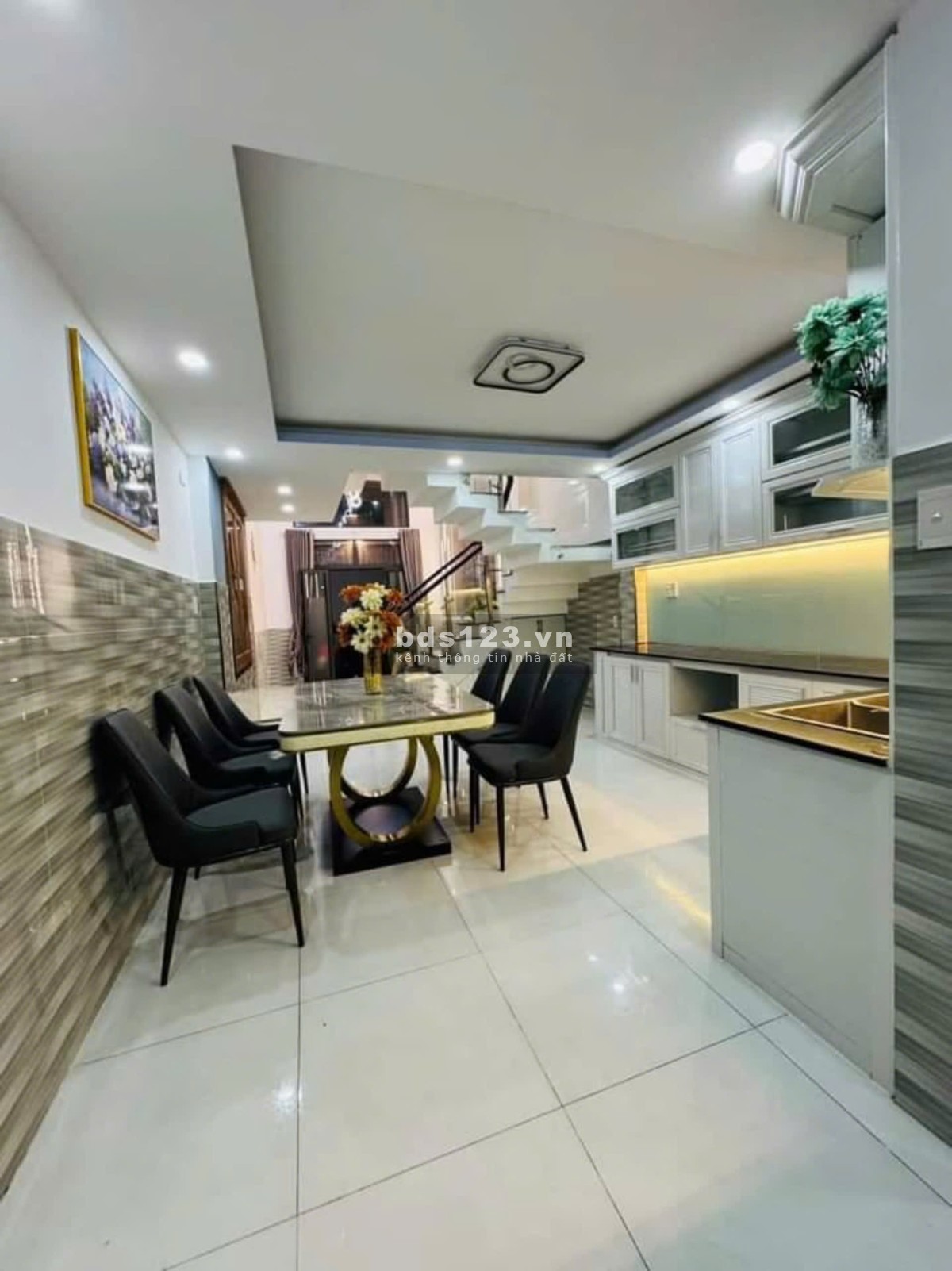 Nhà đẹp HXH khu VIP Nguyễn Sỹ Sách