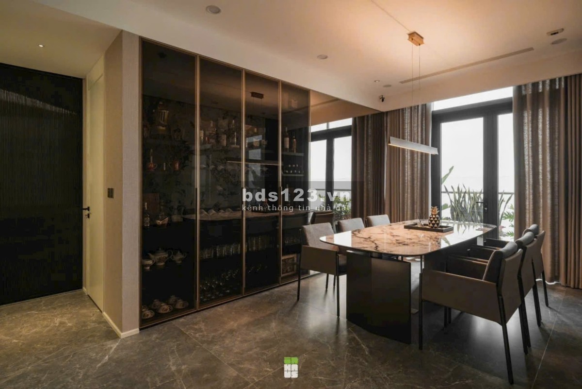 Bán Penthouse The Zei 215m2. Đầy đủ nội thất phong cách hiện đại. Vị trí đắc địa Mỹ Đình