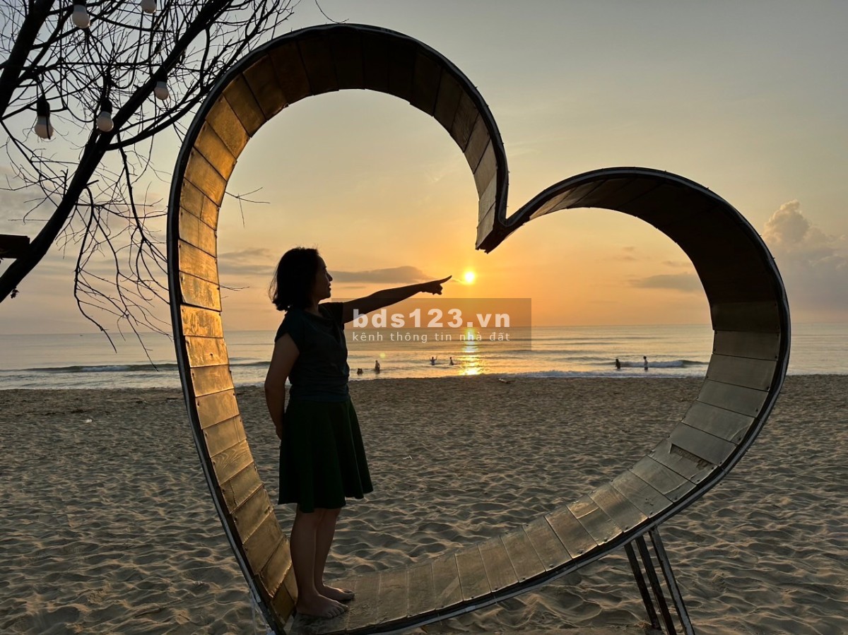 Bán đất thổ cư thặng nhà đẹp tại làng nước mắm Cửa Khe