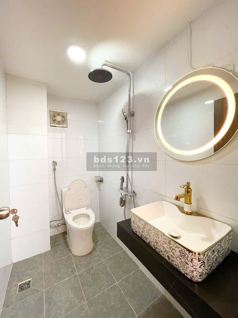 Bán Gấp Căn Nhà Tại Phố Vũ Trọng Phụng, Thanh Xuân 33m2 - 5 Tầng - 3 P.Ngủ Khép Kín. LH 0817094777