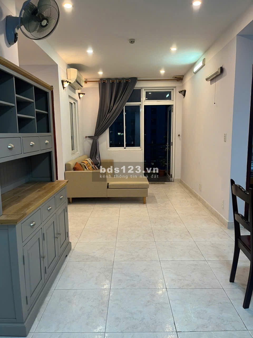 Chung Cư Mỹ Vinh, Nguyễn T Minh Khai, Quận 3: Rộng 85m2, 2p ngủ, NT, 16tr