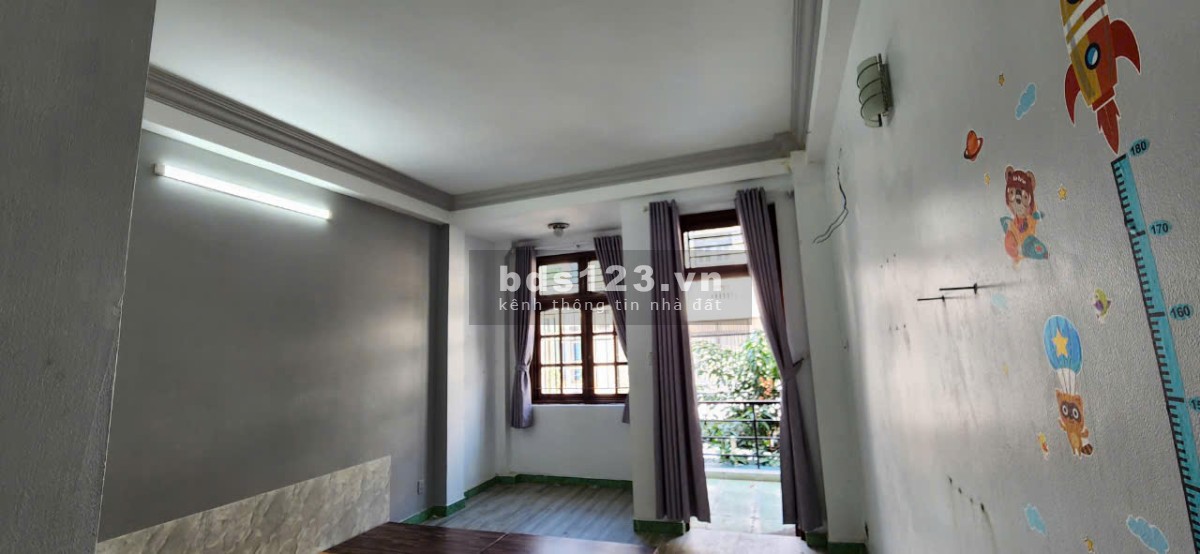 Chính chủ cho thuê nhà nguyên căn 4 tầng khu K300 nhà trống giao ngay