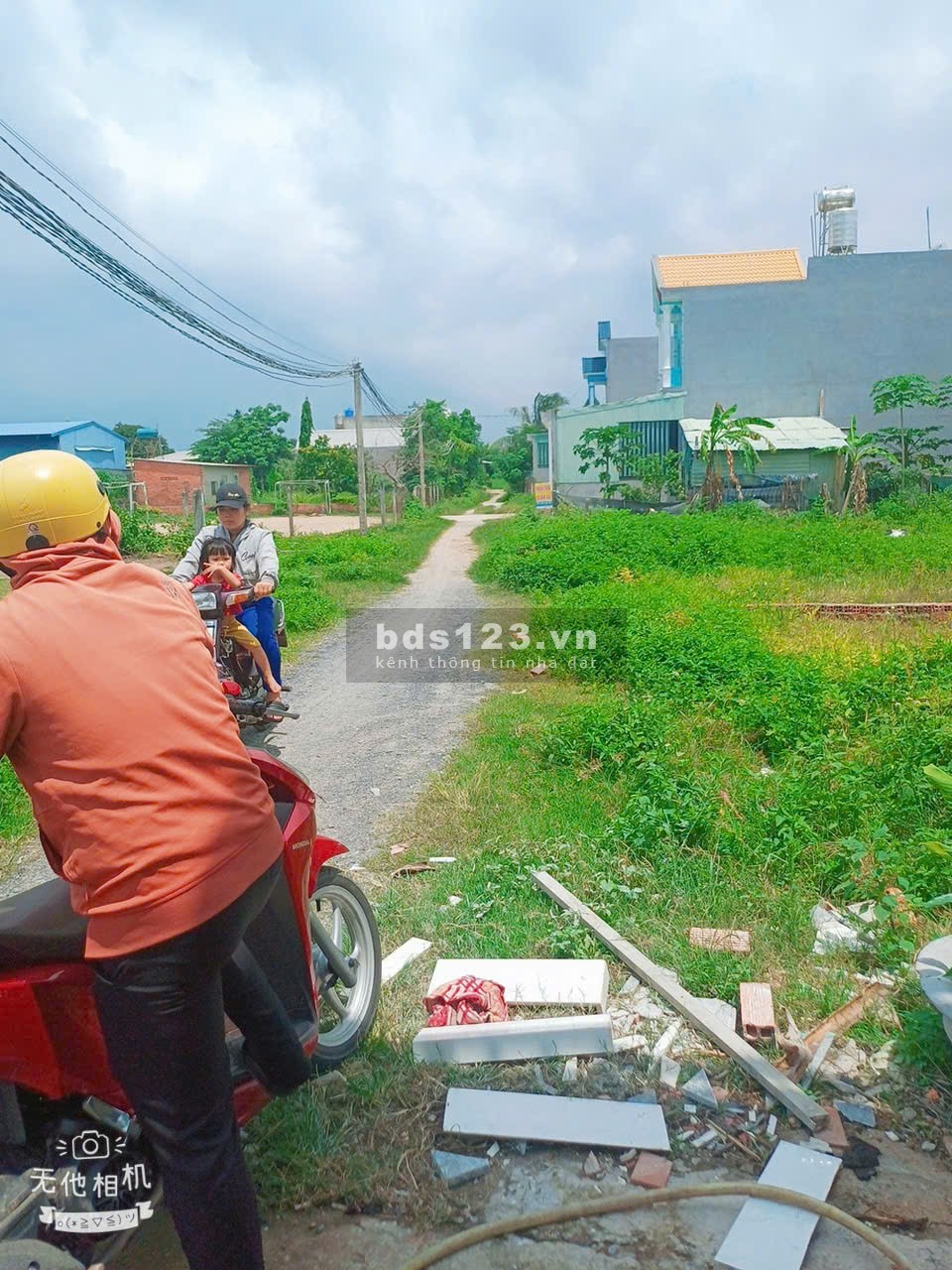 Cần bán lô đất 140M2 - Chỉ 950 triệu - Ngay Giông Lớn - Đức Hòa - Long An