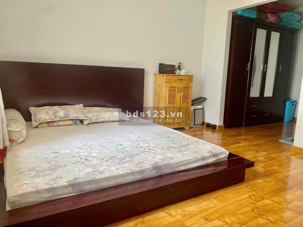 Gấp bán chung cư Miếu Nổi, Bình Thạnh: lầu 5, 70m2, 2p ngủ 3ty3