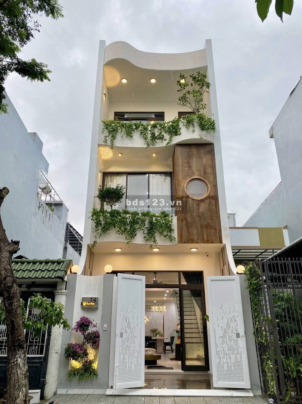Nhà 1 trệt 2 lầu giá tốt, vị trí đắc địa cho kinh doanh buôn bán lẫn mua ở tại trung tâm Thuận Giao