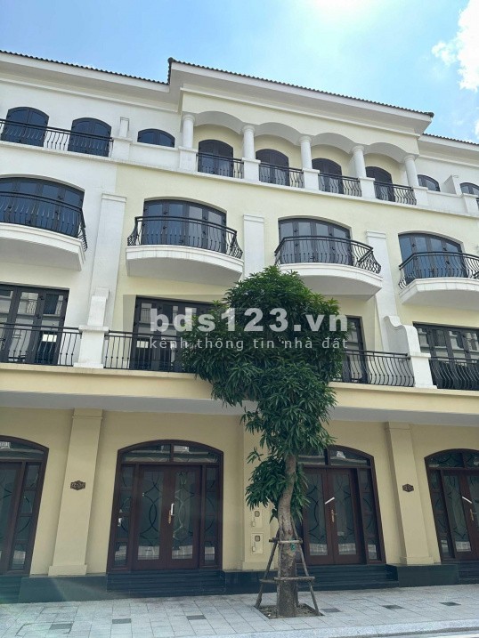 Bán gấp căn Liền kề Chà Là Vinhomes Ocean park 2 full giá nhỉnh 6 tỷ.0971536736