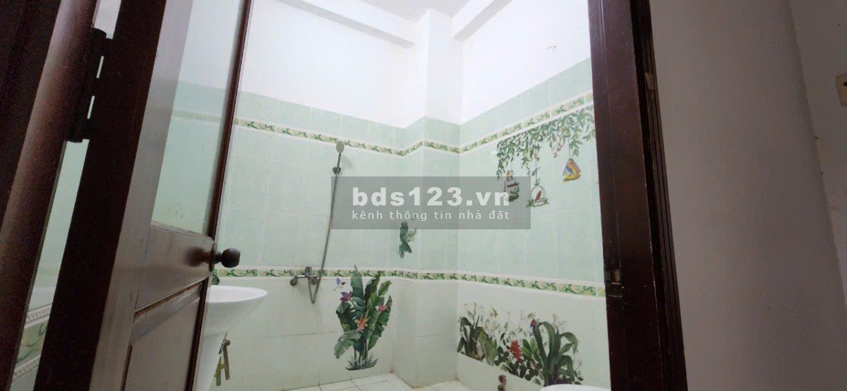 Chính chủ cho thuê nhà nguyên căn 4 tầng khu K300 nhà trống giao ngay