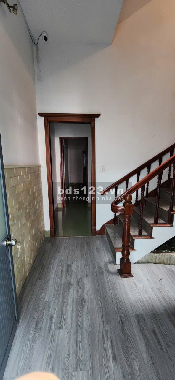 Chính chủ cho thuê nhà nguyên căn 4 tầng khu K300 nhà trống giao ngay
