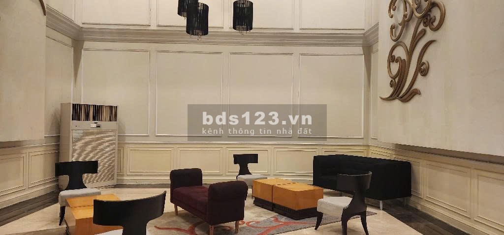 Siêu to khổng lồ - Tòa chung cư E5 Ciputra Nguyễn Hoàng Tôn DT 123m2, giá 6.6 Tỷ