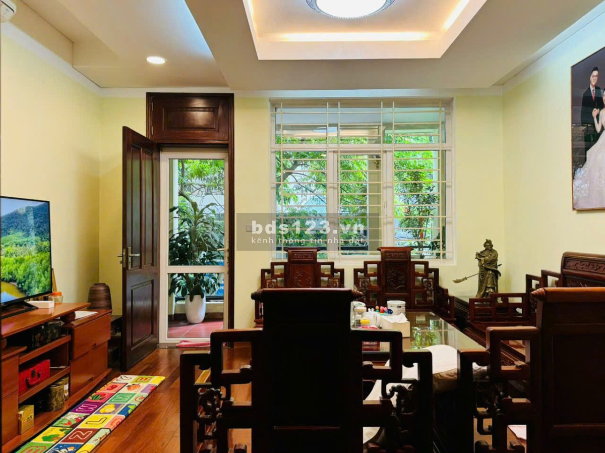 Chính chủ gửi bán căn liền kề làng Việt Kiều Châu Âu, khu đô thị mới Mỗ Lao, P Mộ Lao, Hà Đông, HN