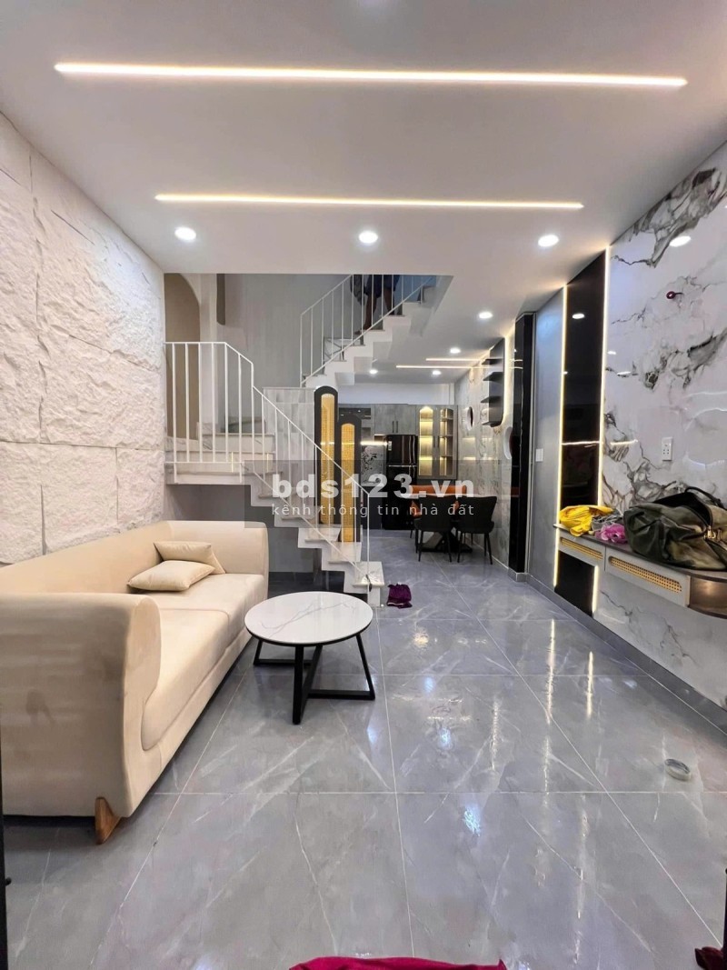 Nhà mới Dương Quảng Hàm ở ngay gần ĐH văn lang chỉ 3 tỷ nhỏ
