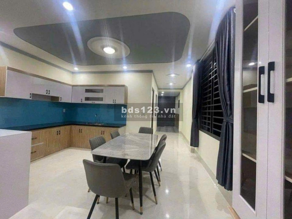 Chính chủ kẹt tiền cần bán gấp căn nhà 1 trệt 1 lửng gần văn miếu Trấn Biên, giảm 100tr, giá 550tr
