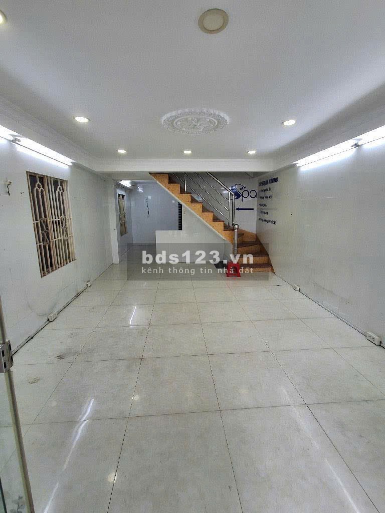 Cần bán nhà phố vừa ở vừa kinh doanh, hẻm thông ô tô đổ cửa, sát Nguyễn Thị Thập