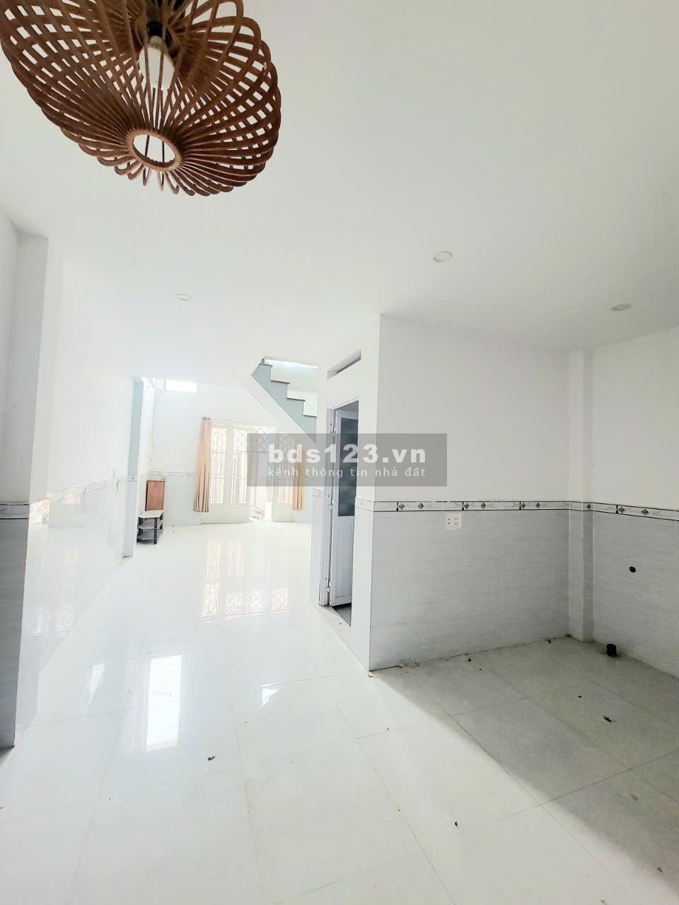 Xe hơi đậu cửa - 60m - Nhỉnh 4 tỷ - Sát vách Vạn Phúc City - Hiệp Bình Phước - Thủ Đức