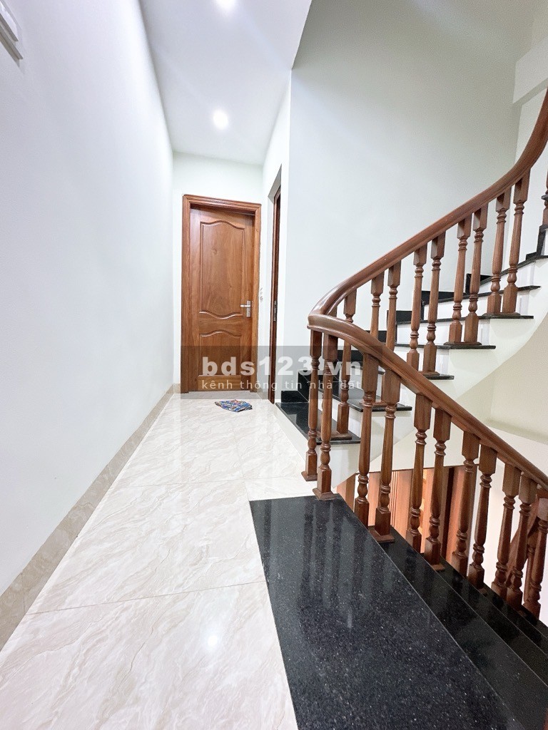 Nhà hhepj - Hàng hiếm 3.68 tỷ – Bán nhà Vĩnh Hưng, Hoàng Mai 45m², 3T, MT 3.6m.