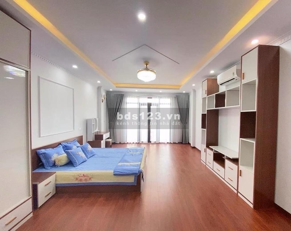 Yên Xá - Tân Triều. Dt 30m2, 5T, 8 phòng khép kín, cho thuê dòng tiên tốt, nội thất đầy đủ.