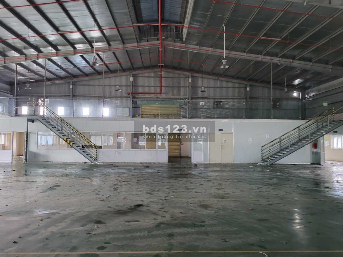 Cho thuê 2400m2 xưởng mới trong KCN tại Long Thành, Đồng Nai, giá: 270 triệu, SX đa ngành nghề